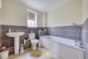 bathroom- click for photo gallery